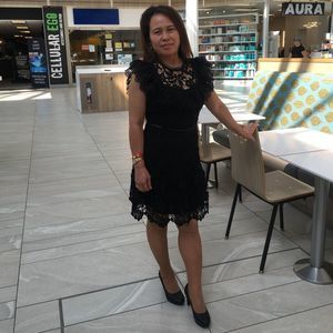 Meet your Posher, Elizabeth